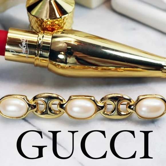 ⚜️PAOLO GUCCI Simulated Pearl Gold Tone Brooch ✨